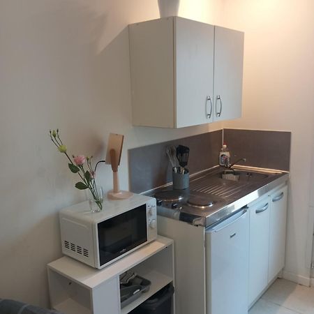 Studio De 14M2 Dans Une Maison カーニュ・シュル・メール エクステリア 写真